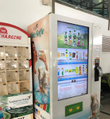 Smart vending machine di Jakarta Soekarno-Hatta Airport